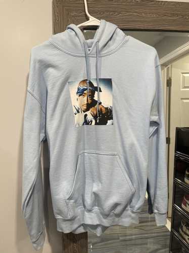 Urban Outfitters Tupac Hoodie baby blue