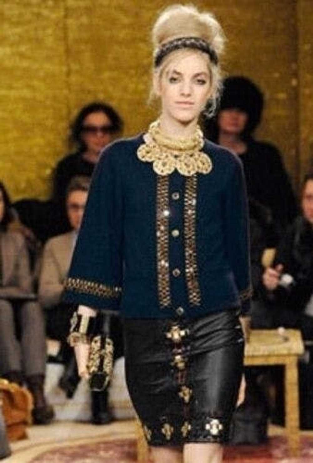 Chanel CHANEL 100% Cashmere JEWELED Paris-Byzance… - image 2