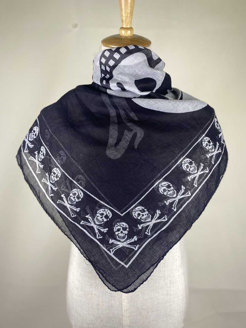 Other × Skulls Skulls scarf Inspired by Alexander… - image 3