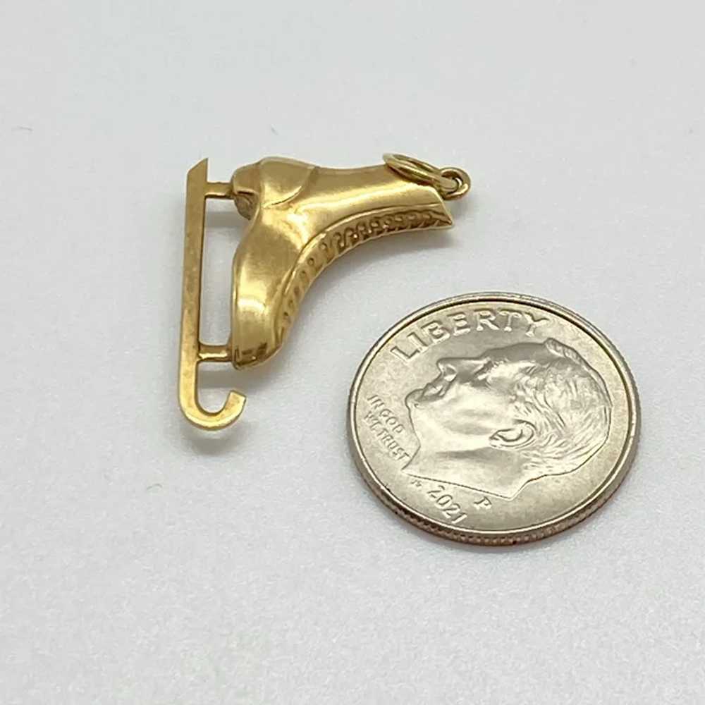 Ice Skate Vintage Charm 14K Gold Three-Dimensional - image 2