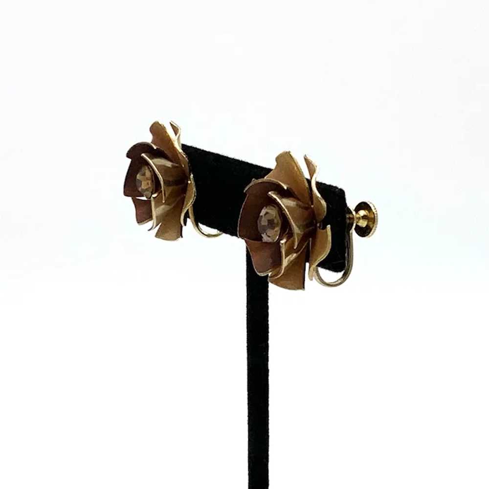 Coro Demi Parure Large Flower Pin Earrings Gold-t… - image 11