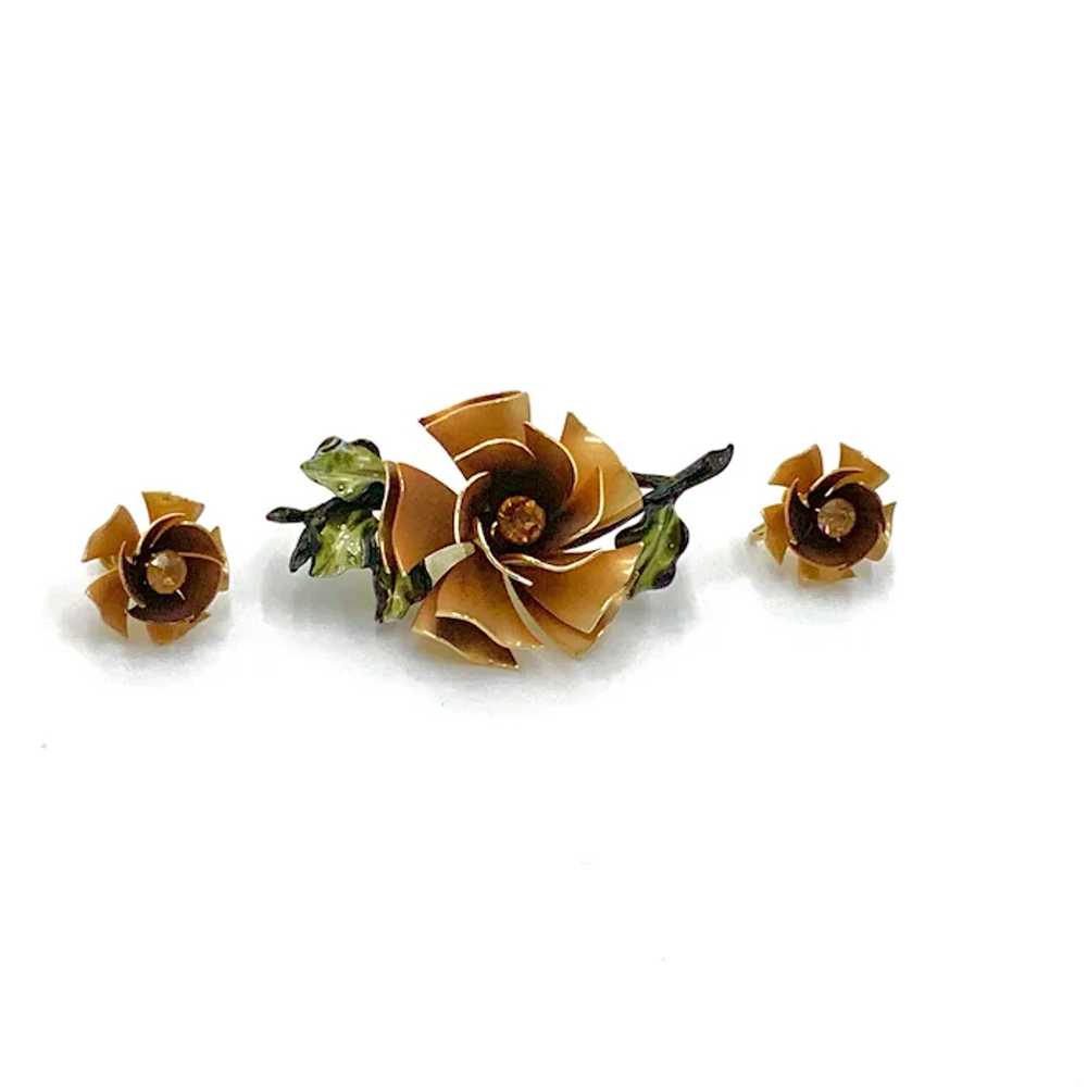 Coro Demi Parure Large Flower Pin Earrings Gold-t… - image 2