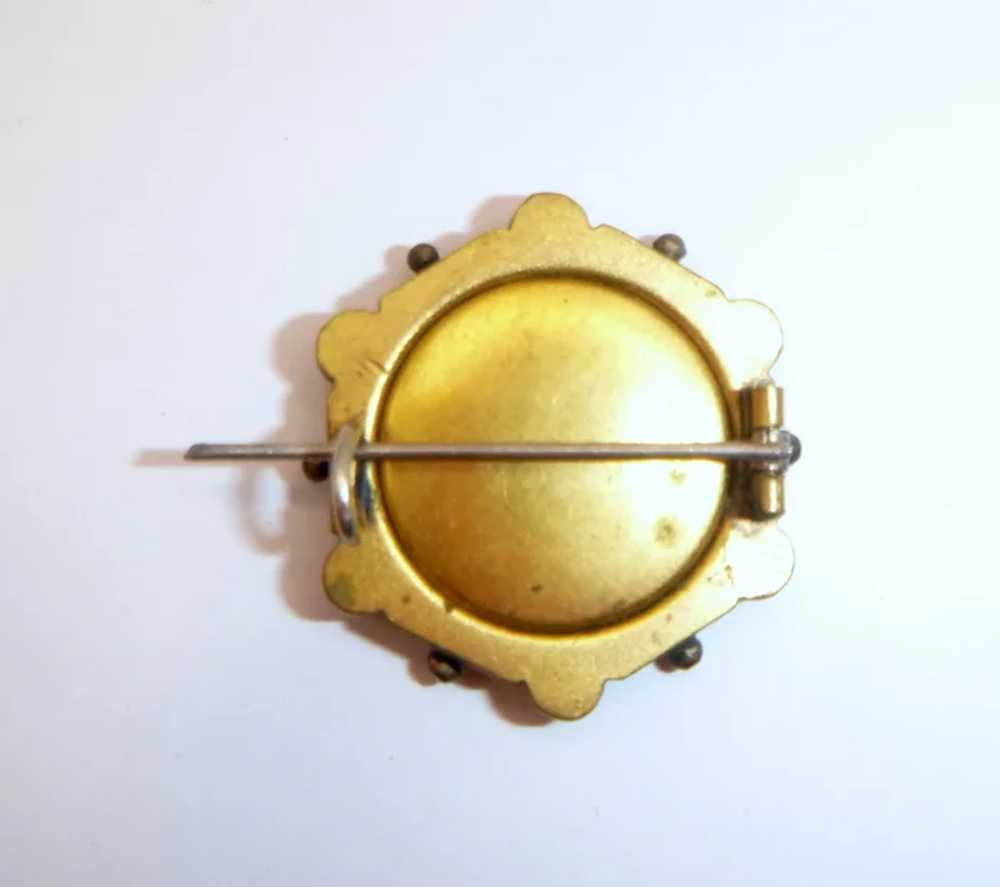 A Micro Mosaic Souvenir Pin For the Coronation of… - image 9