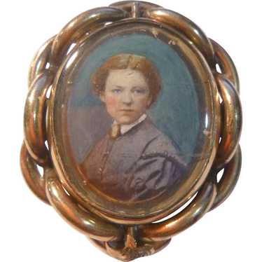 Antique 9 Celluloid Photograph Portrait Round Tin Button Memorial Young  Man