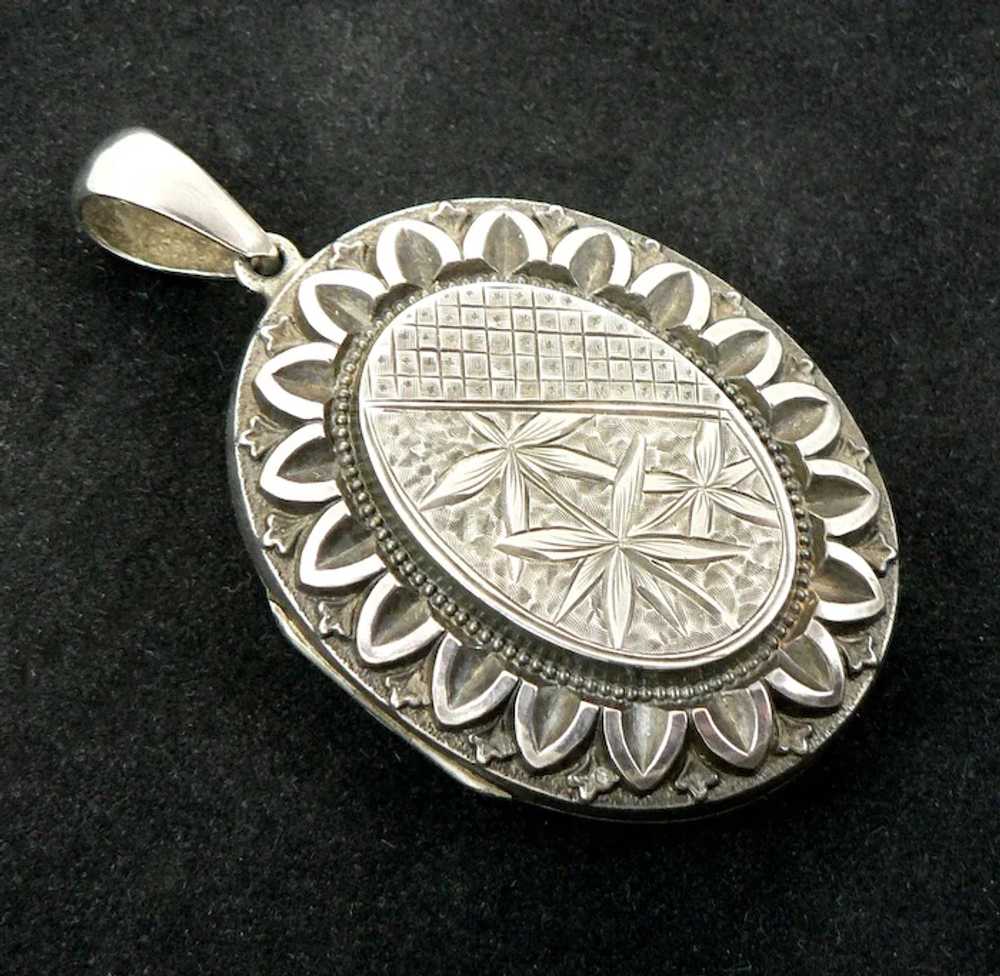 Aesthetic Period Sterling Silver English Locket - image 10