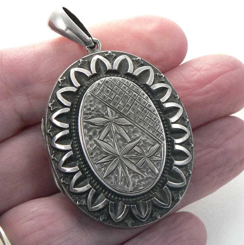 Aesthetic Period Sterling Silver English Locket - image 2