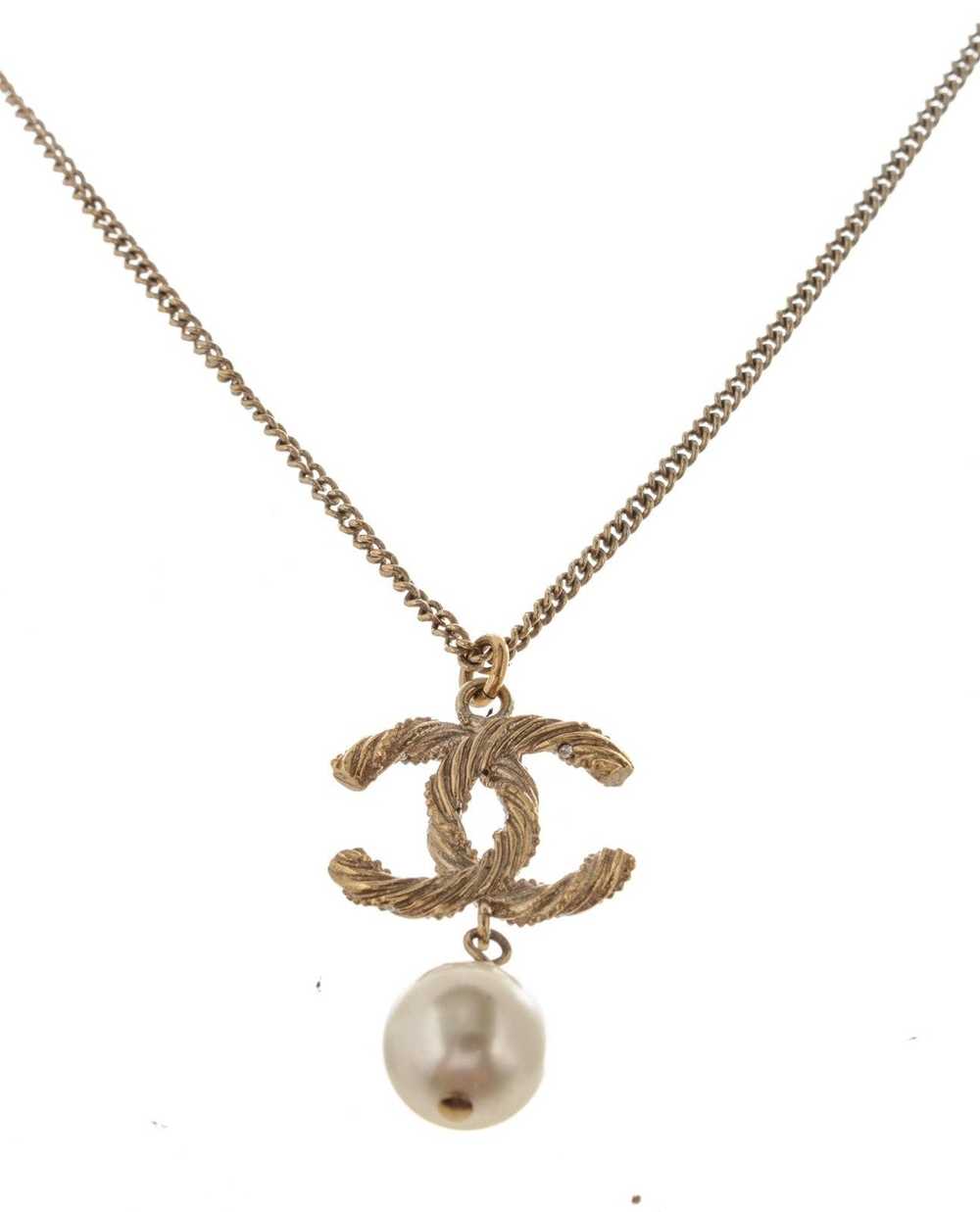 Chanel Chanel CC Dangle Pearl Pendant Gold-tone N… - image 2