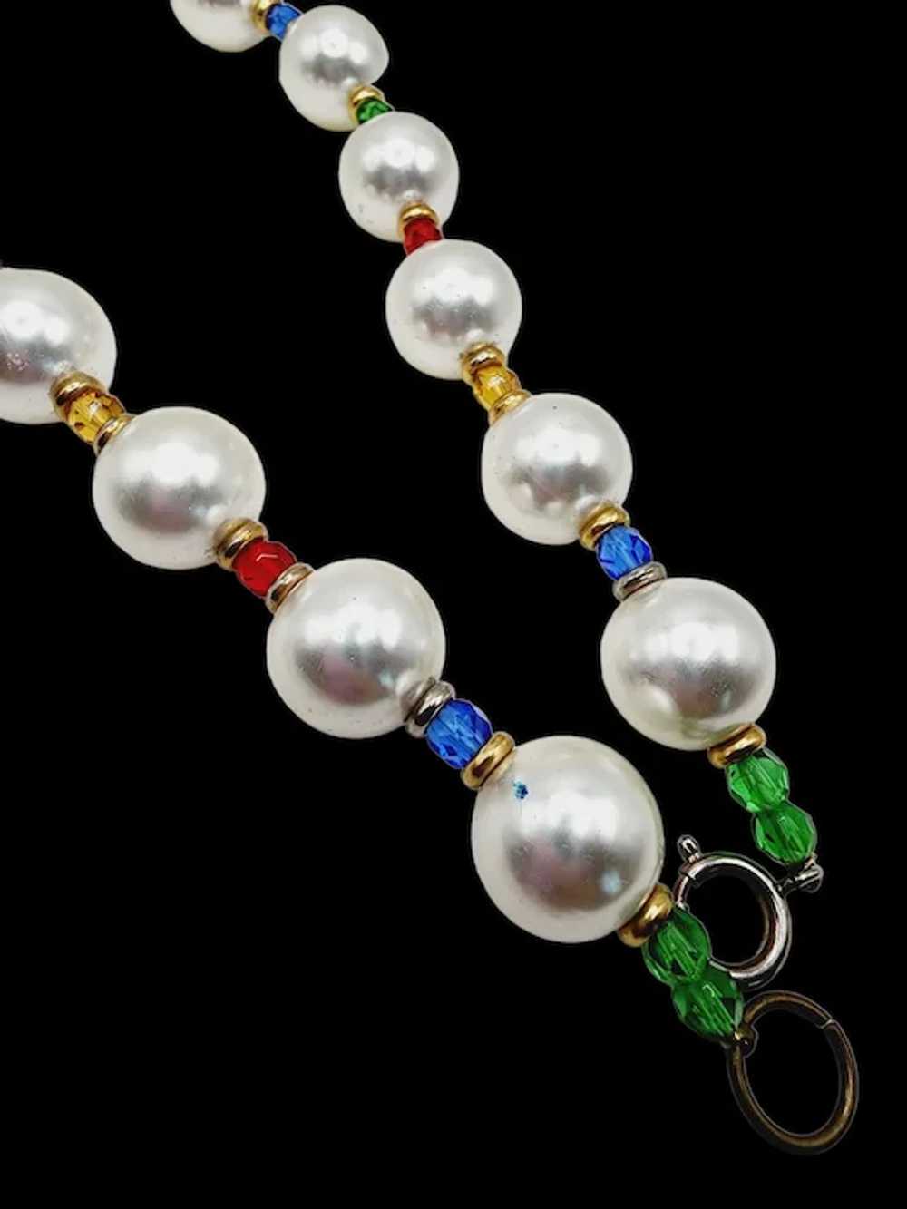 Vintage 80s Glass Pearl & Crystal Necklace (A1242) - image 4