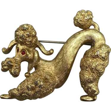 Vintage 1970s Signed MONET Curly Poodle Dog Head Pin - Cream Resin, top Gold Plate