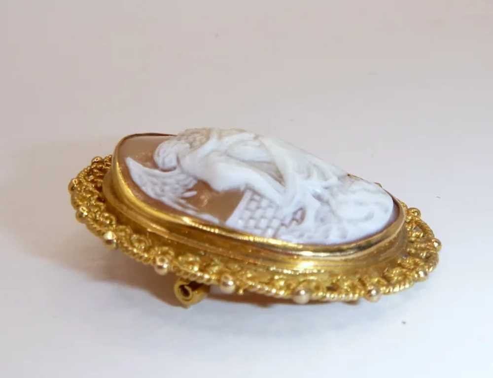 Antique 9 K Gold Cameo Pin - image 3