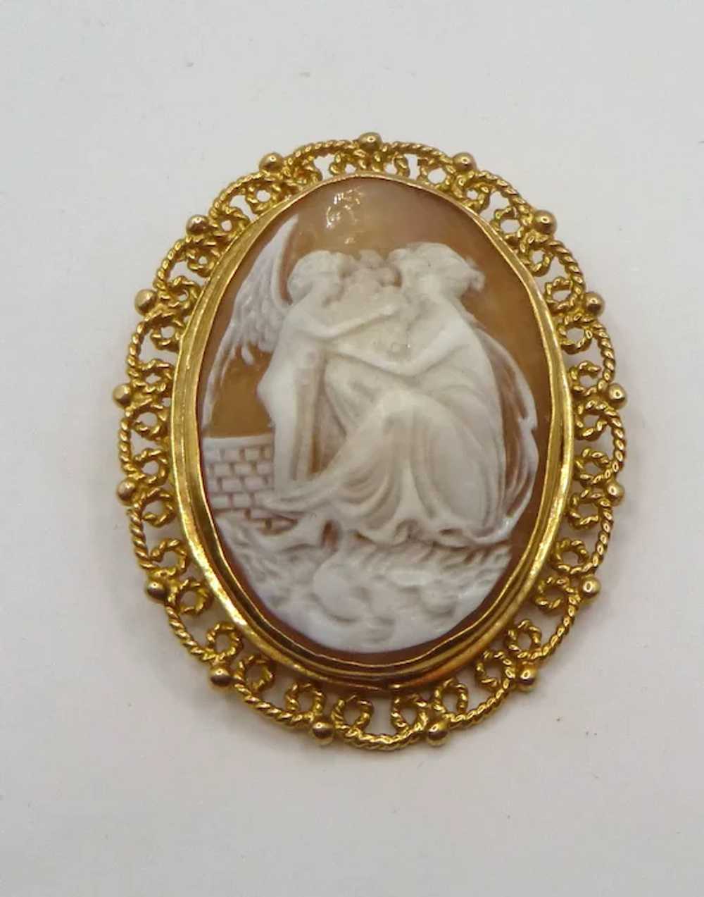Antique 9 K Gold Cameo Pin - image 4