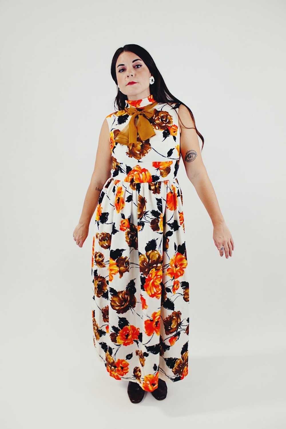 Sleeveless Floral Maxi Dress - image 2