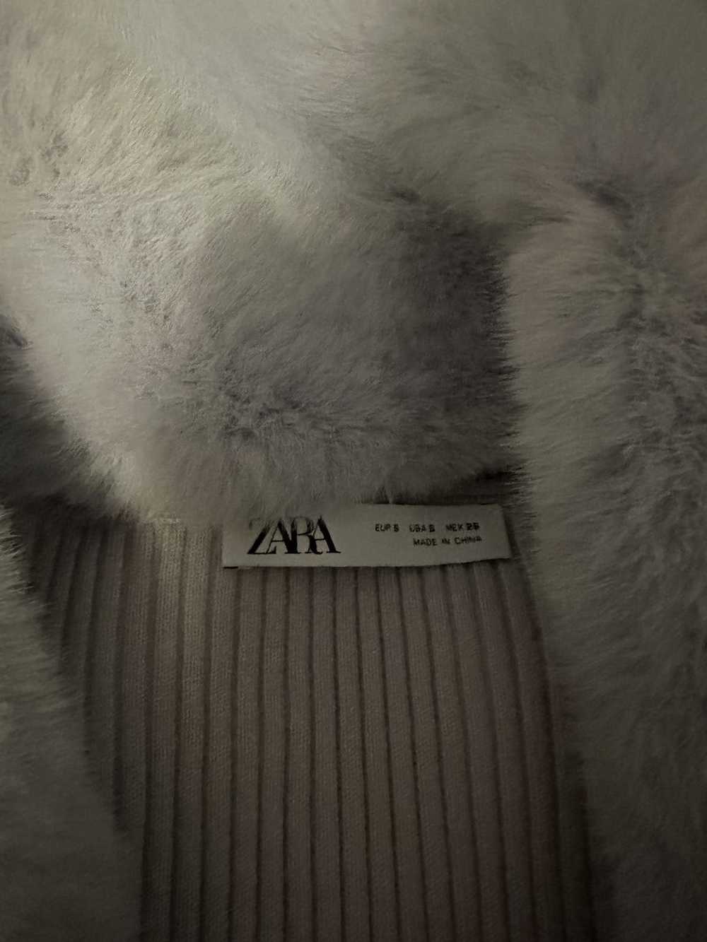Zara Zara faux fur cardigan - image 4