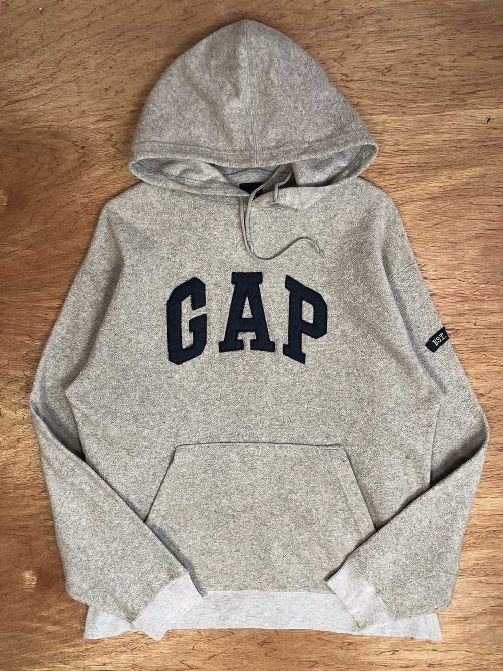 Gap × Streetwear × Vintage Vintage GAP Spellout D… - image 1