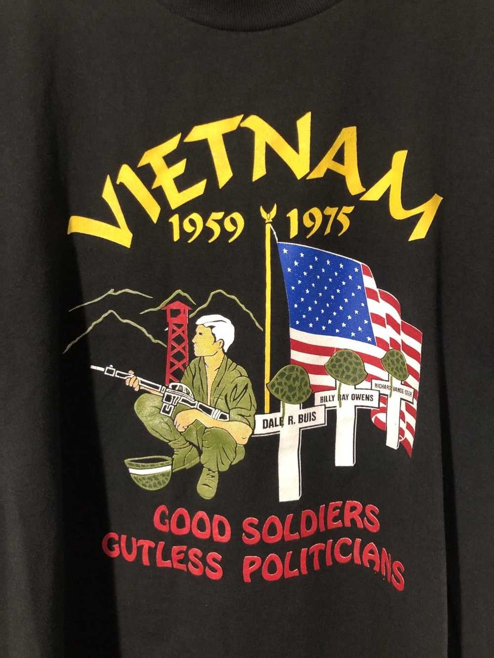 Fruit Of The Loom × Vintage 1995 Vietnam War Shirt - image 2