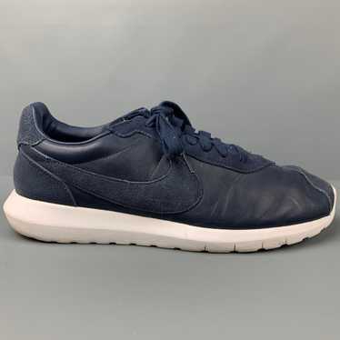 Nike Navy Leather Low Top Sneakers