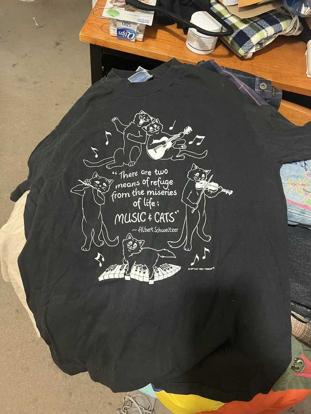 Hanes Vintage Music & Cats tee shirt medium - image 1