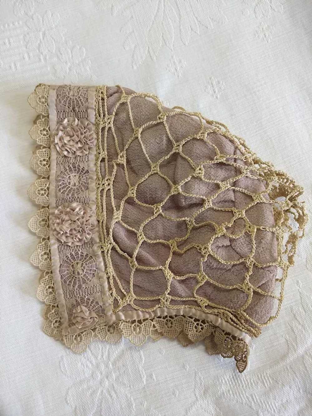 Vintage Child's Bonnet Lace & Crochet - image 2