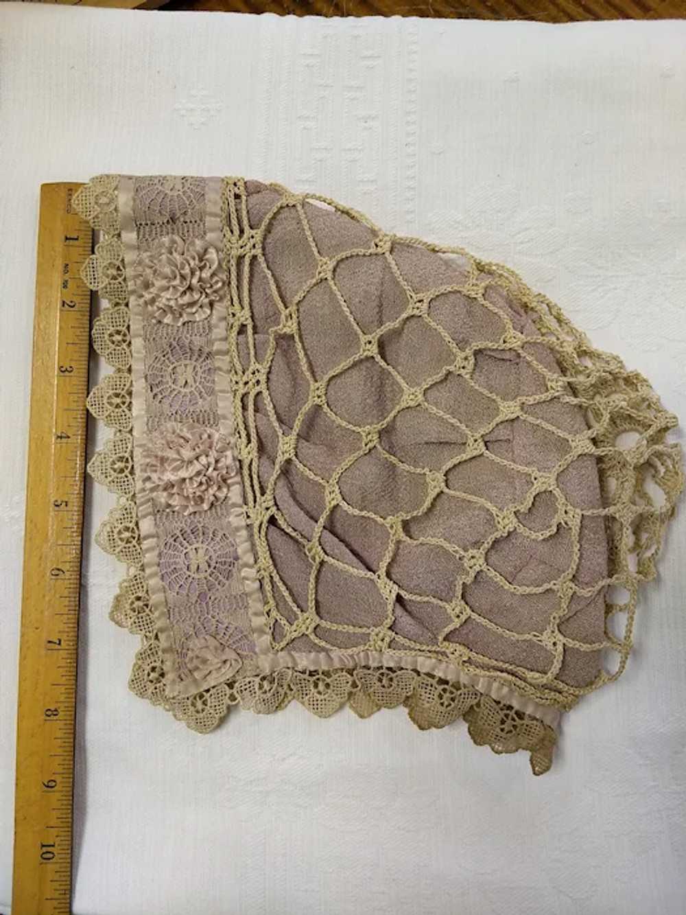 Vintage Child's Bonnet Lace & Crochet - image 4