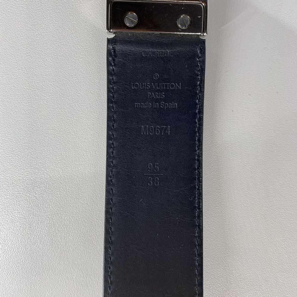 Louis Vuitton 🔹Reversible Buckle Leather Belt M9… - image 2