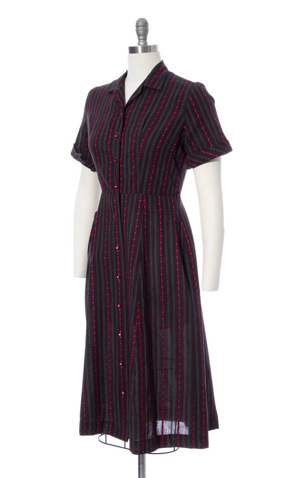 1950s Striped Cotton Shirtwaist Dress with Pocket… - image 3