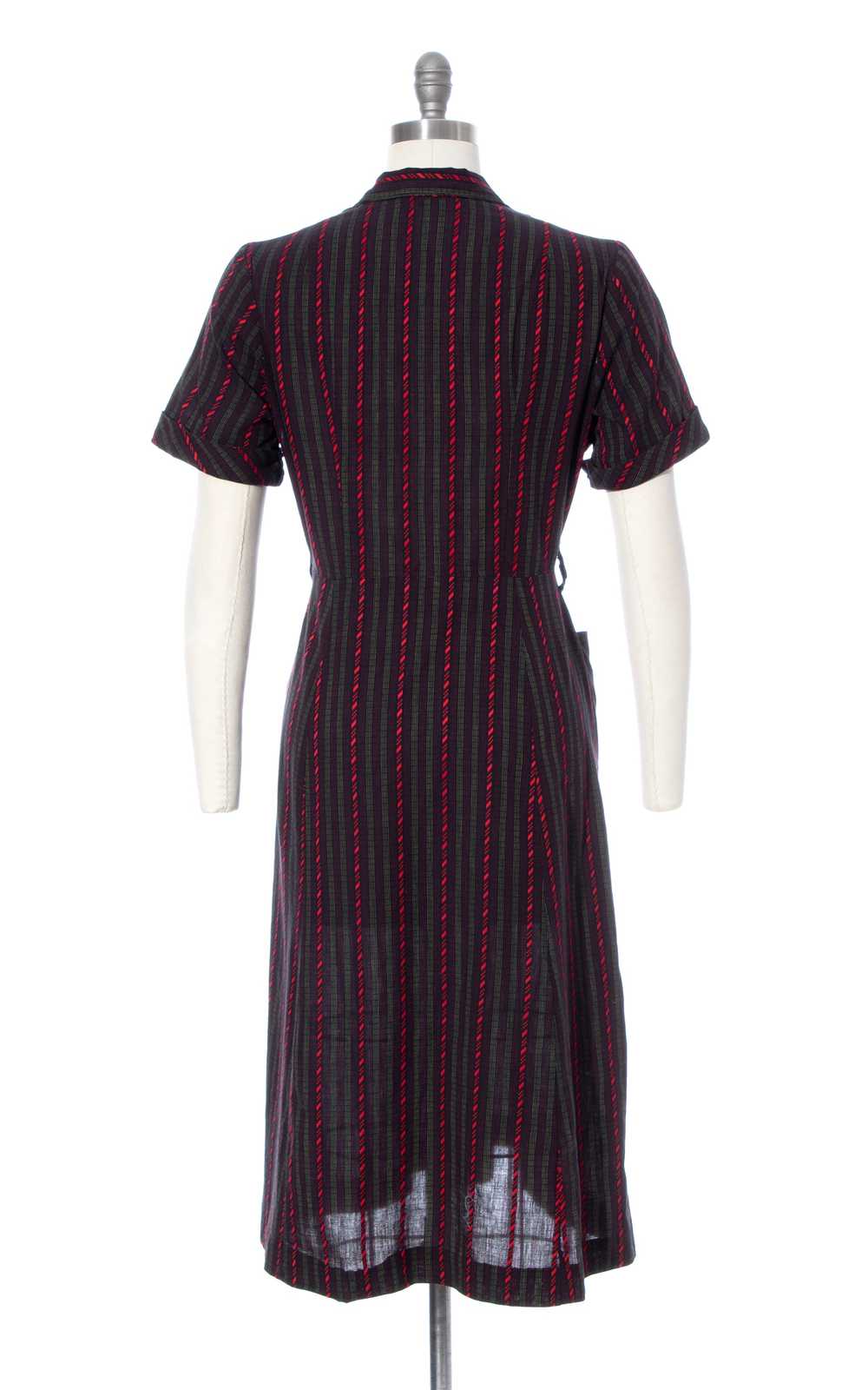 1950s Striped Cotton Shirtwaist Dress with Pocket… - image 4