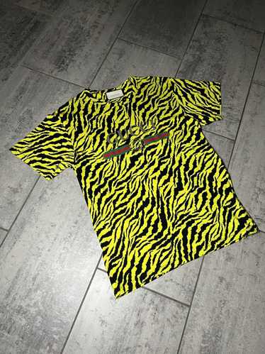 Gucci Gucci Yellow Zebra Vintage Logo T-Shirt