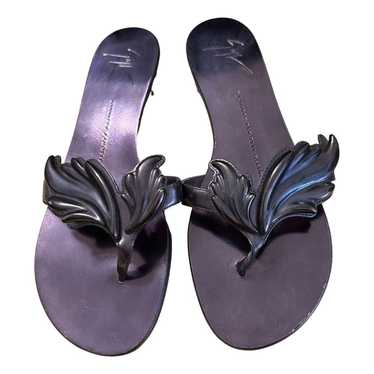 Giuseppe Zanotti Leather flip flops