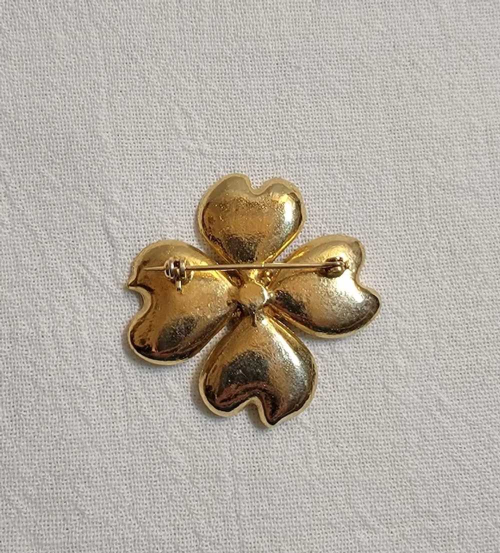 Goldtone and enamel flower brooch - image 11