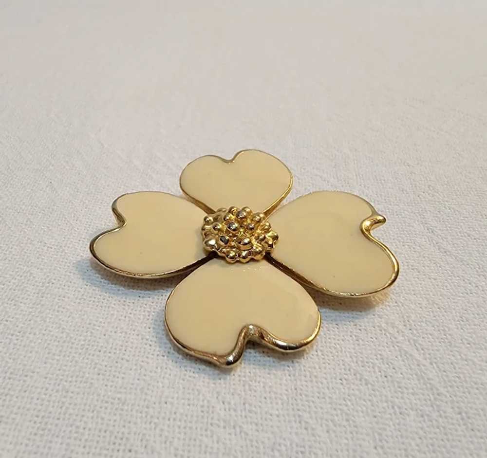 Goldtone and enamel flower brooch - image 8