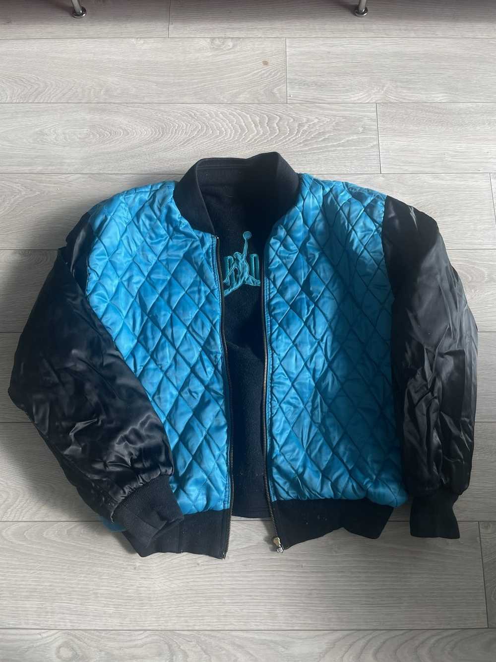 Jordan Brand × Nike 1992 Jordan Reversible Bomber… - image 2