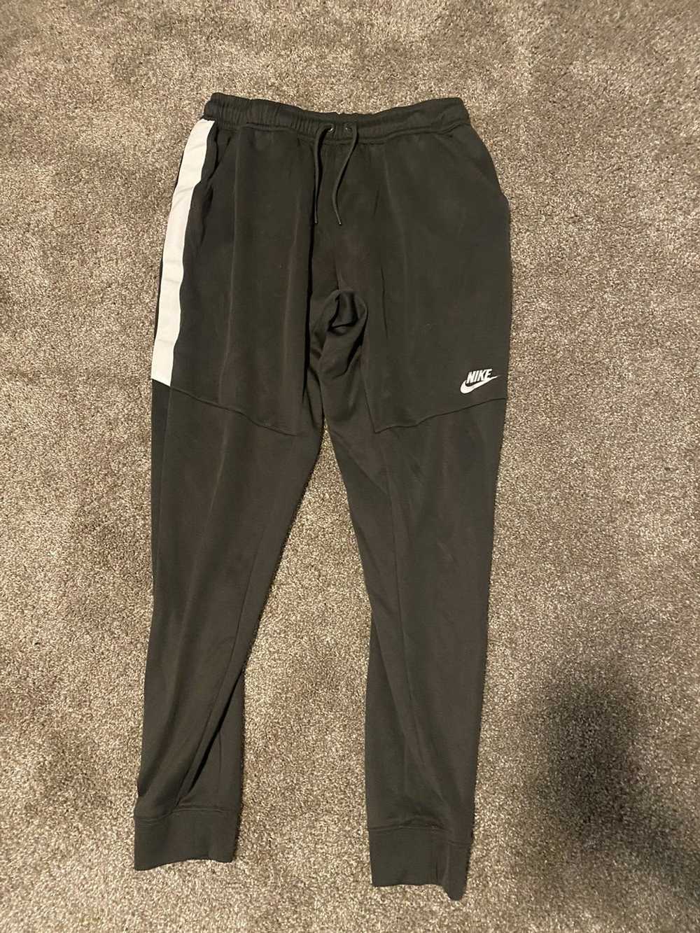 mens nike joggers gray