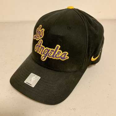 🔥Vintage L.A LAkers beanie made in usa, Men's Fashion, Watches