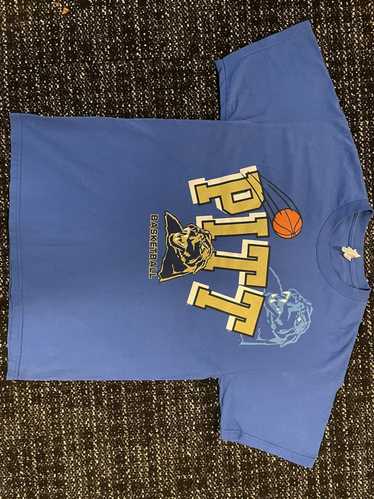 Vintage Vintage PITT basketball t shirt