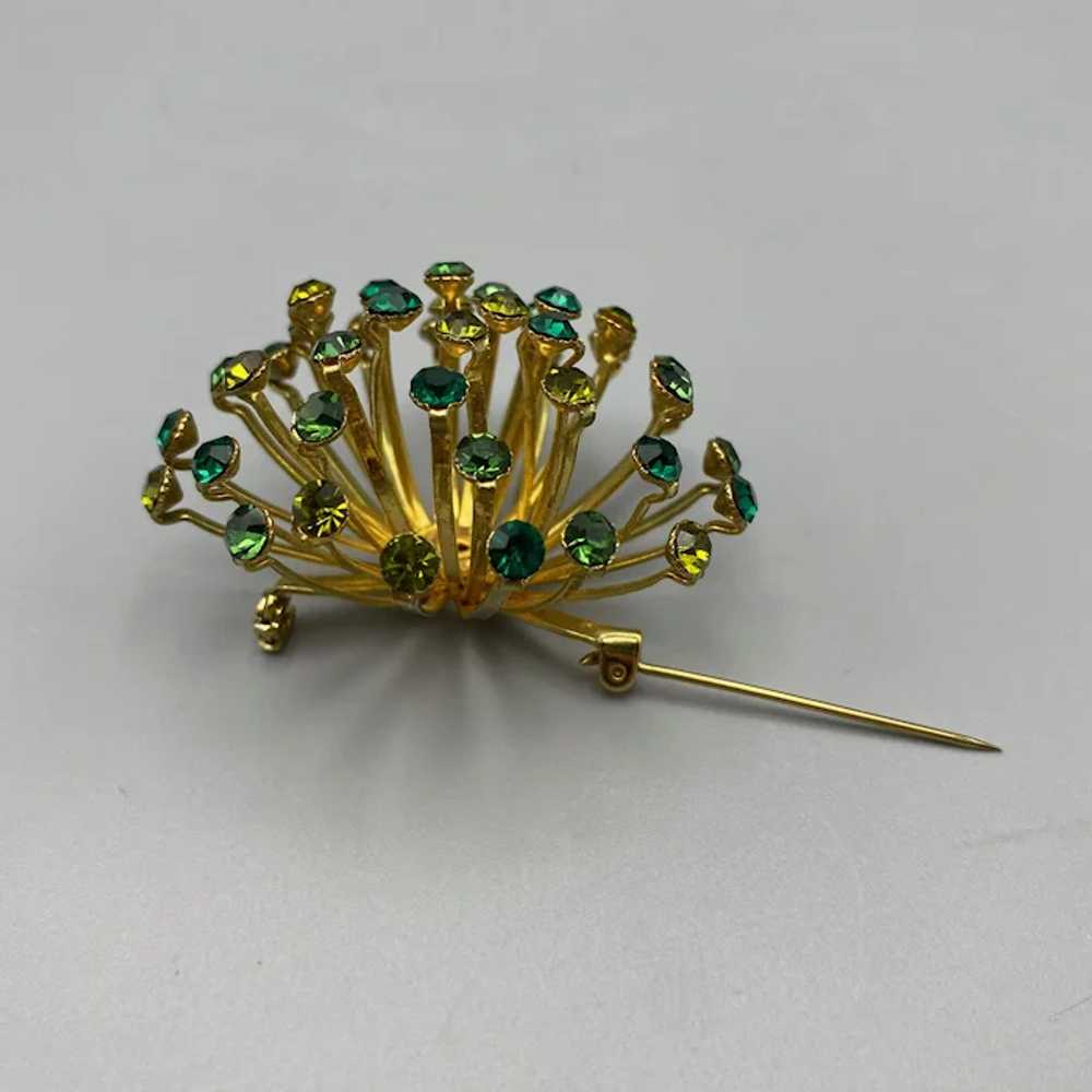 Vintage Starburst Flower Green Rhinestone Pin Bro… - image 5