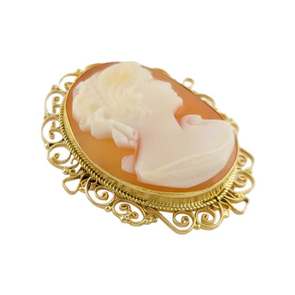 Vintage 18K Yellow Gold Cameo Brooch Pendant - image 3