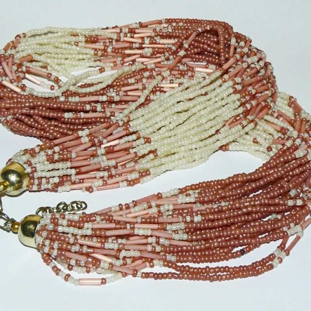 Peach and Cream Seed Bead Necklace, Beach Jewelry… - image 2