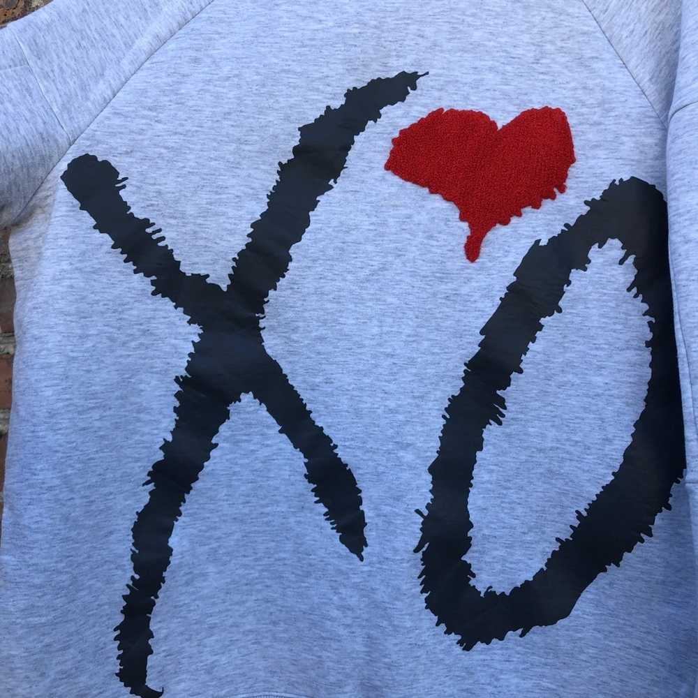 H&M × The Weeknd × XO H&M x The Weeknd XO Grey Cr… - image 3