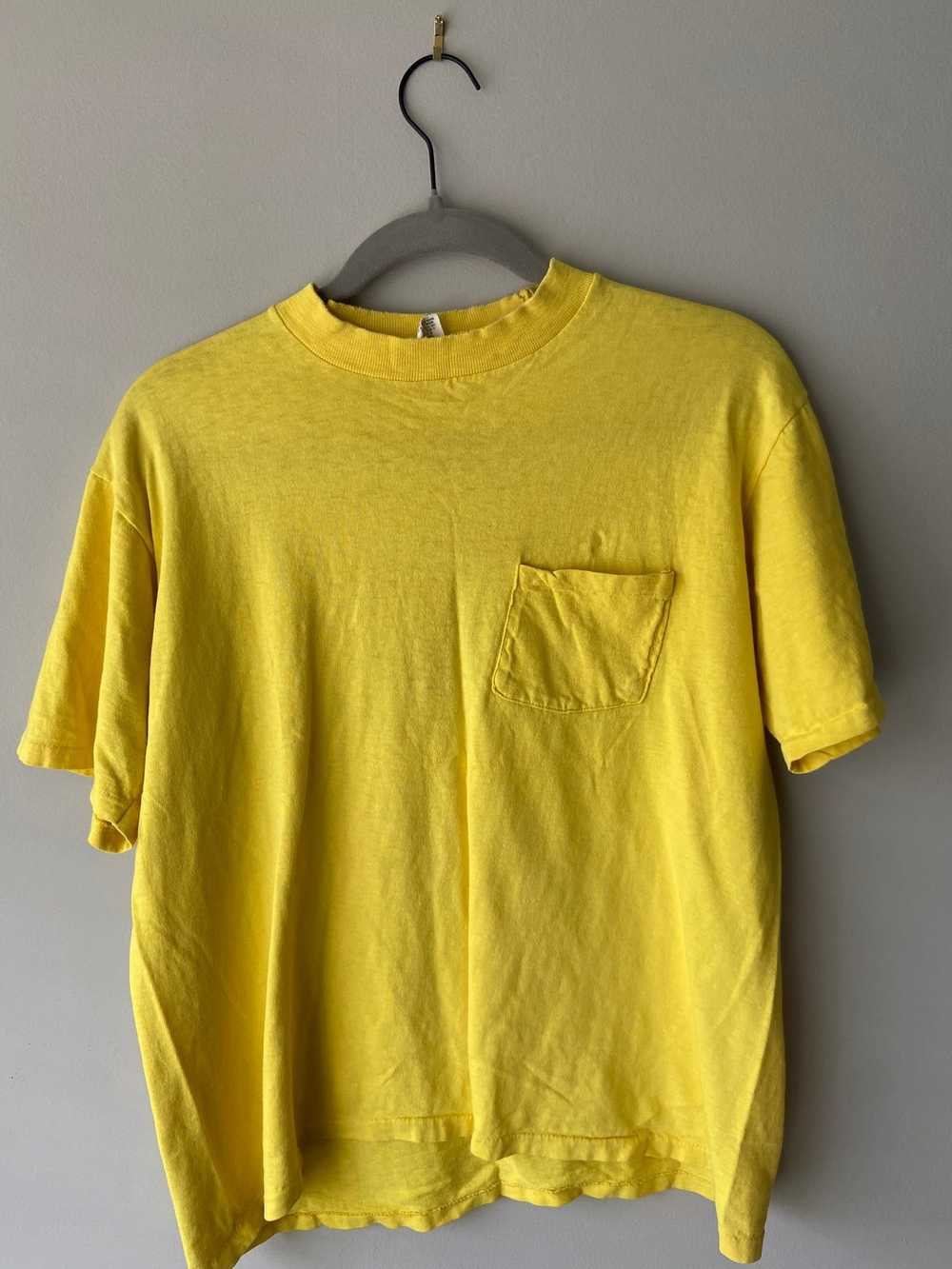 Vintage Vintage Yellow T-Shirt - image 2