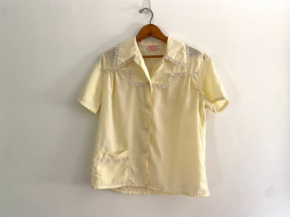 vintage 50s blouse / 1950s pastel yellow short sl… - image 1