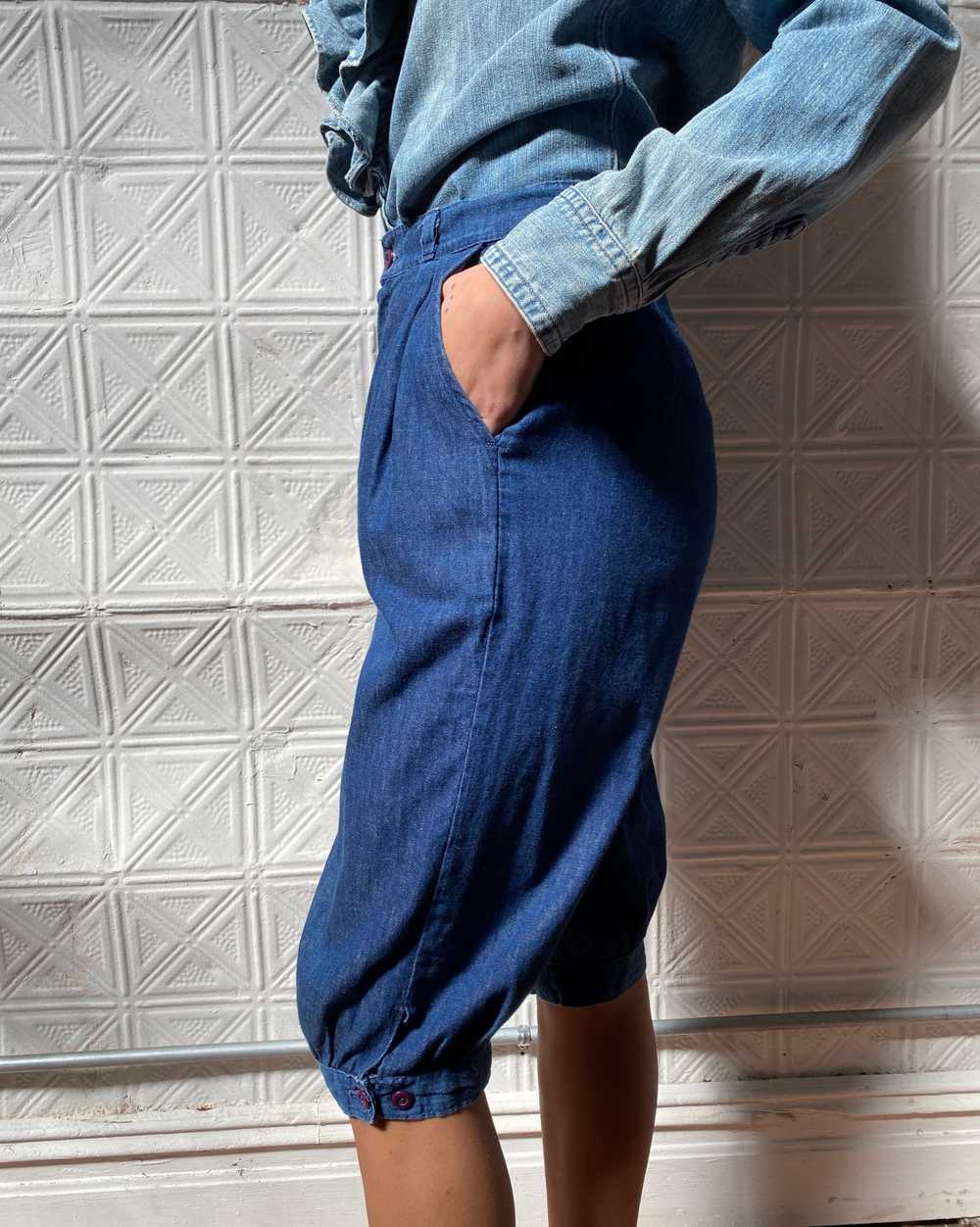 vintage denim culottes / 80s denim pedal pushers … - image 6