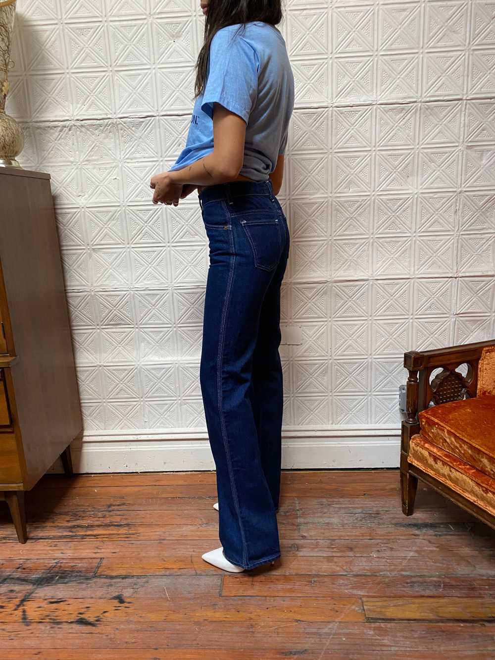 vintage Levi’s jeans / 1970s Levis dark wash stov… - image 5