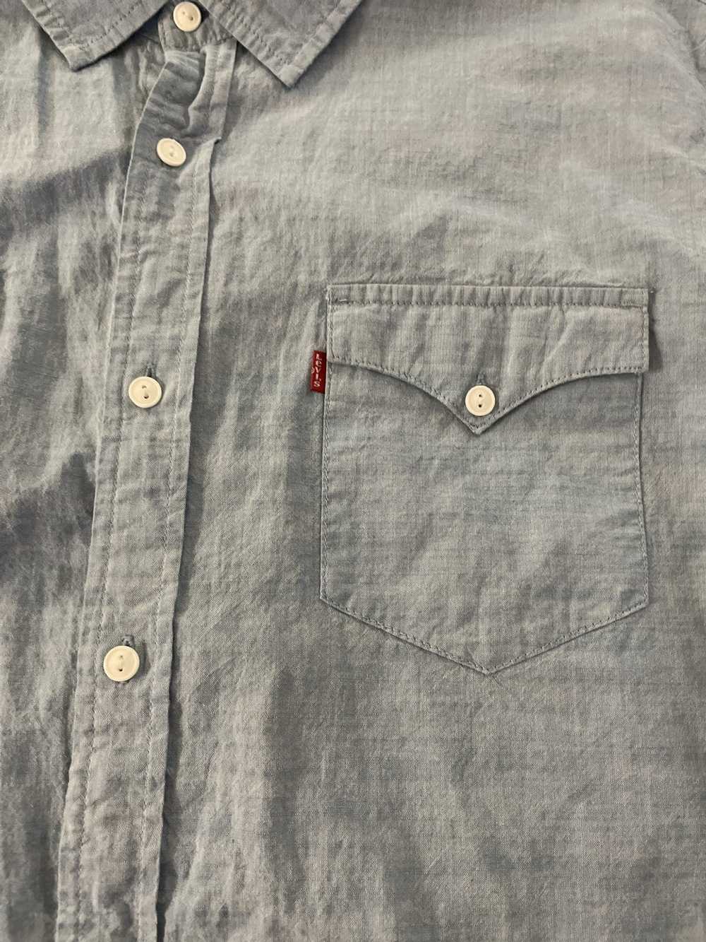 Levi's Short Sleeve Chambray Shirt - image 2