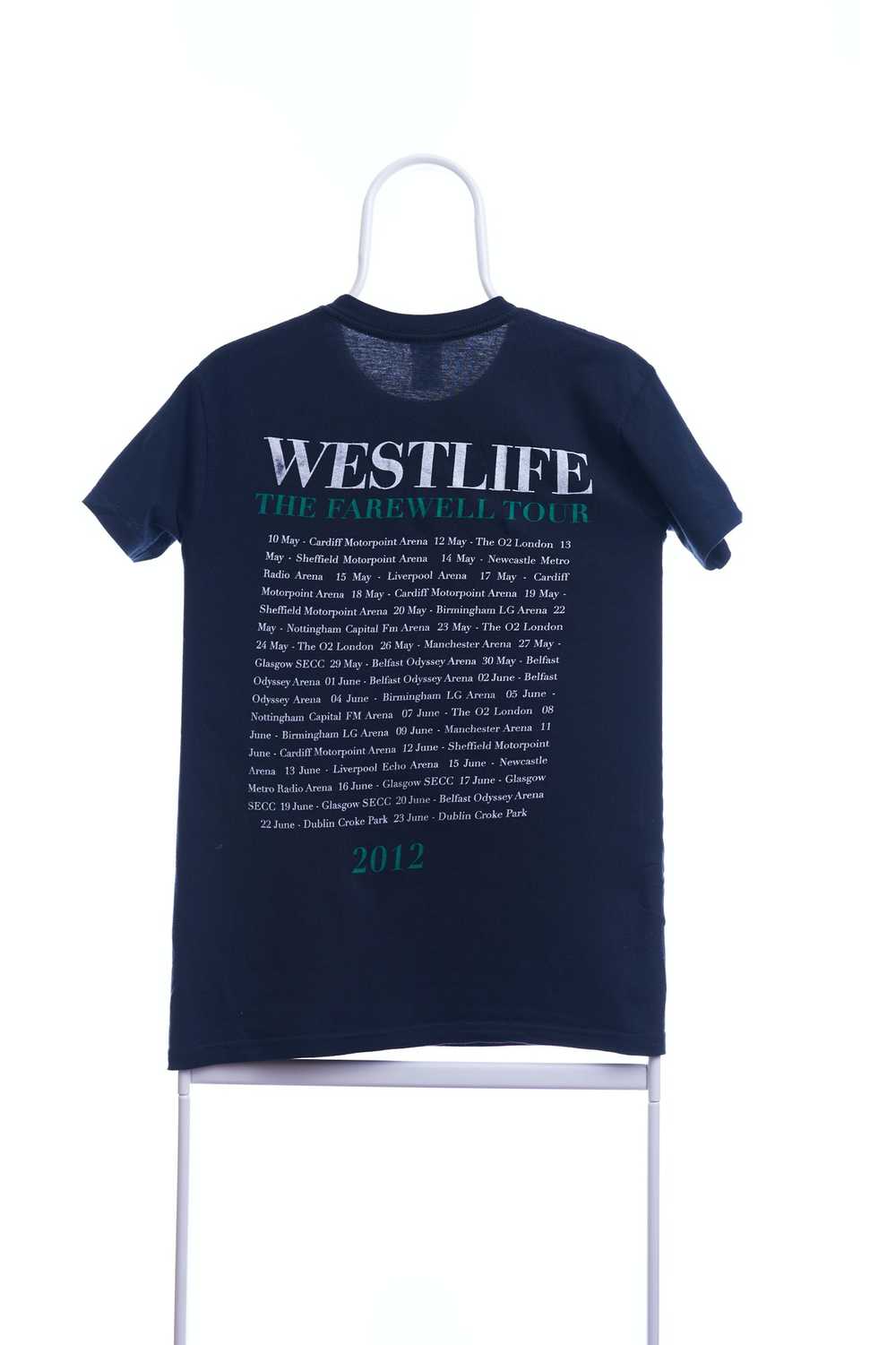 Gildan × Streetwear × Vintage Westlife Farewell T… - image 2