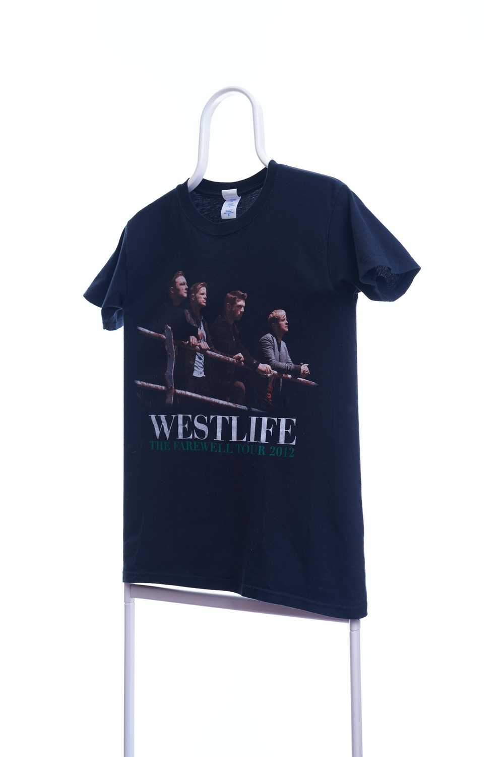 Gildan × Streetwear × Vintage Westlife Farewell T… - image 4