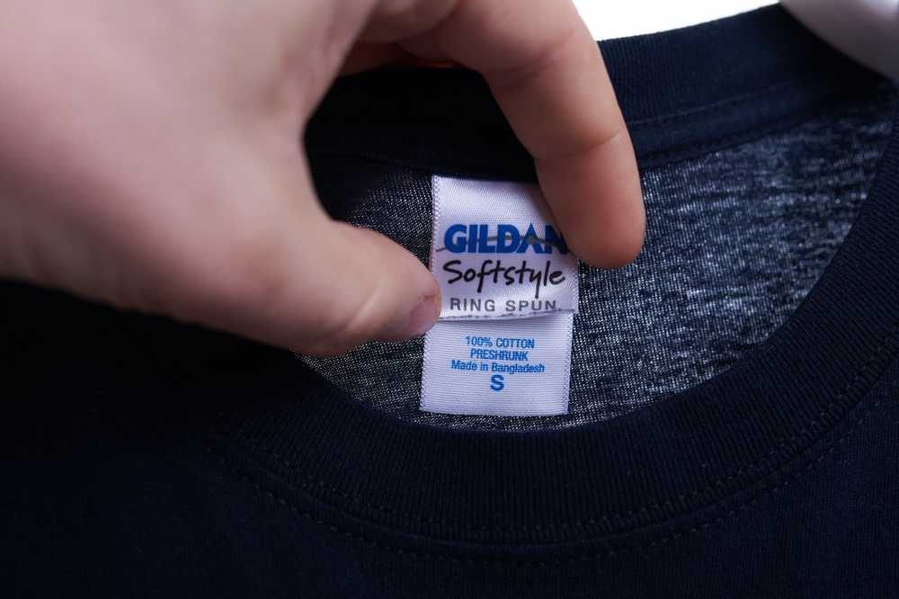 Gildan × Streetwear × Vintage Westlife Farewell T… - image 8