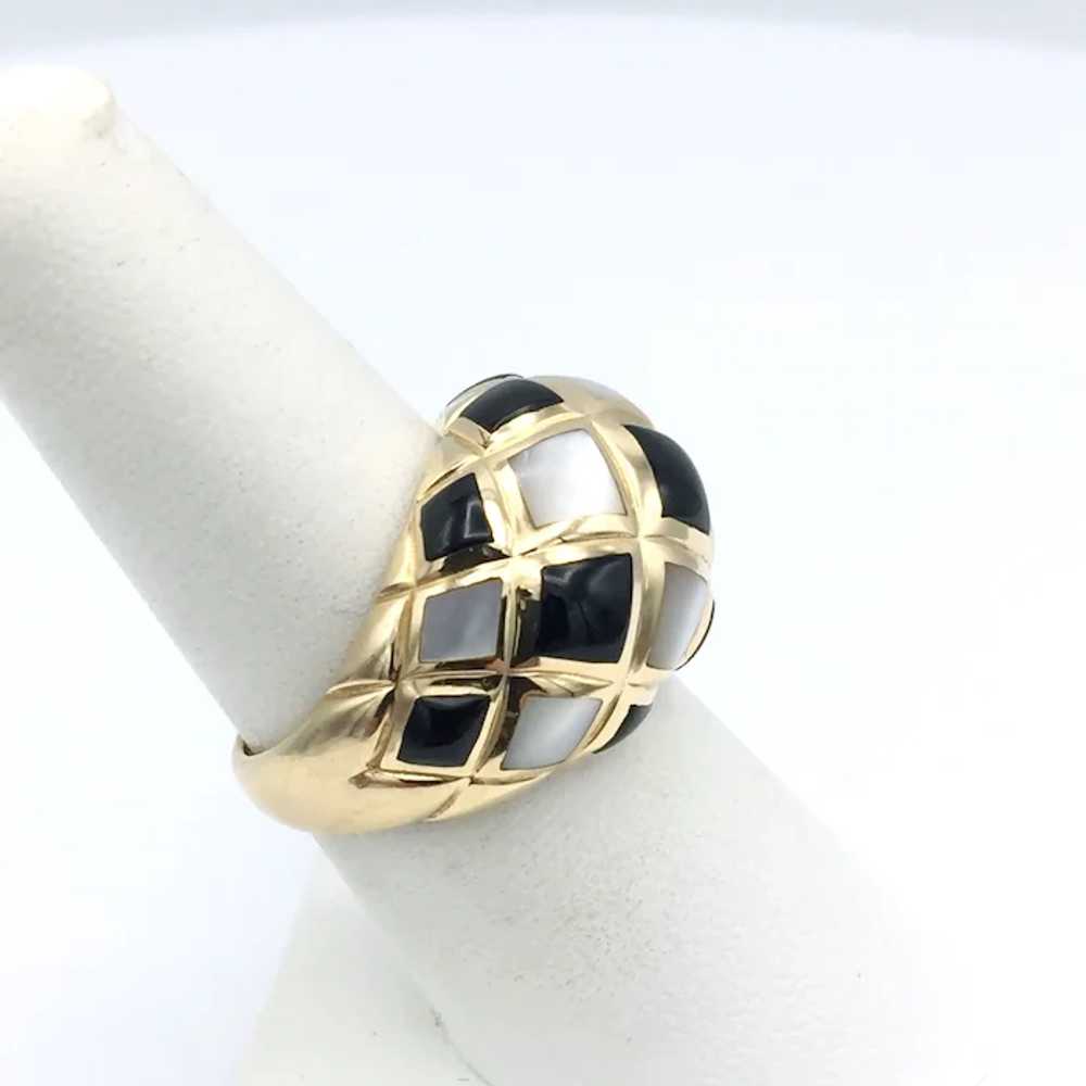 14K Kabana Mother of Pearl & Onyx Ring - image 3