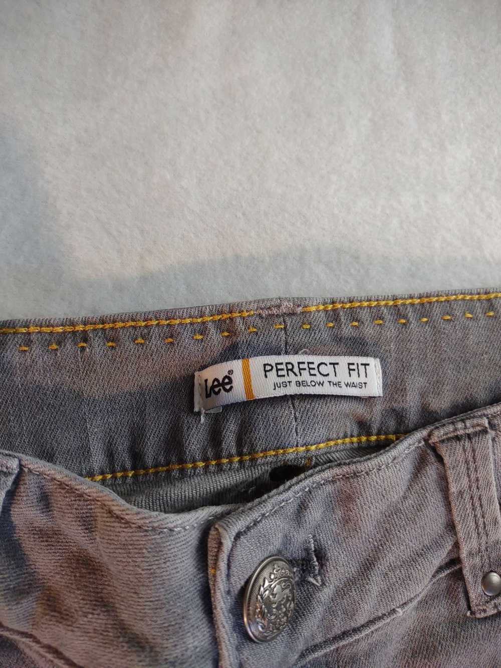 Lee Lee Perfect Fit Just Below Waist denim jeans … - image 10