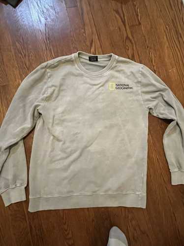 Streetwear × Vintage National Geographic Crewneck