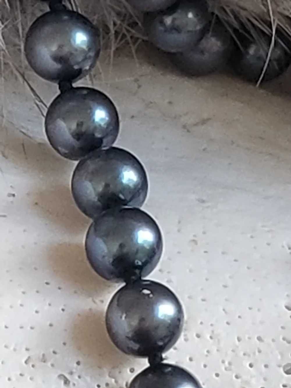 14K Clasp Cultured Pearl Deep Blue Grey Necklace … - image 5